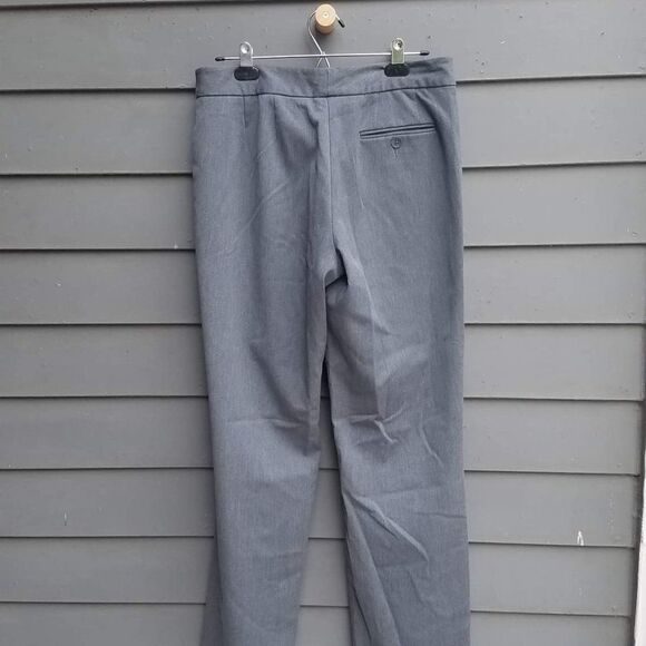 Liz Claiborne Gray Audra Trousers In Excellent Used Condition - Size 10 - Picture 5 of 7